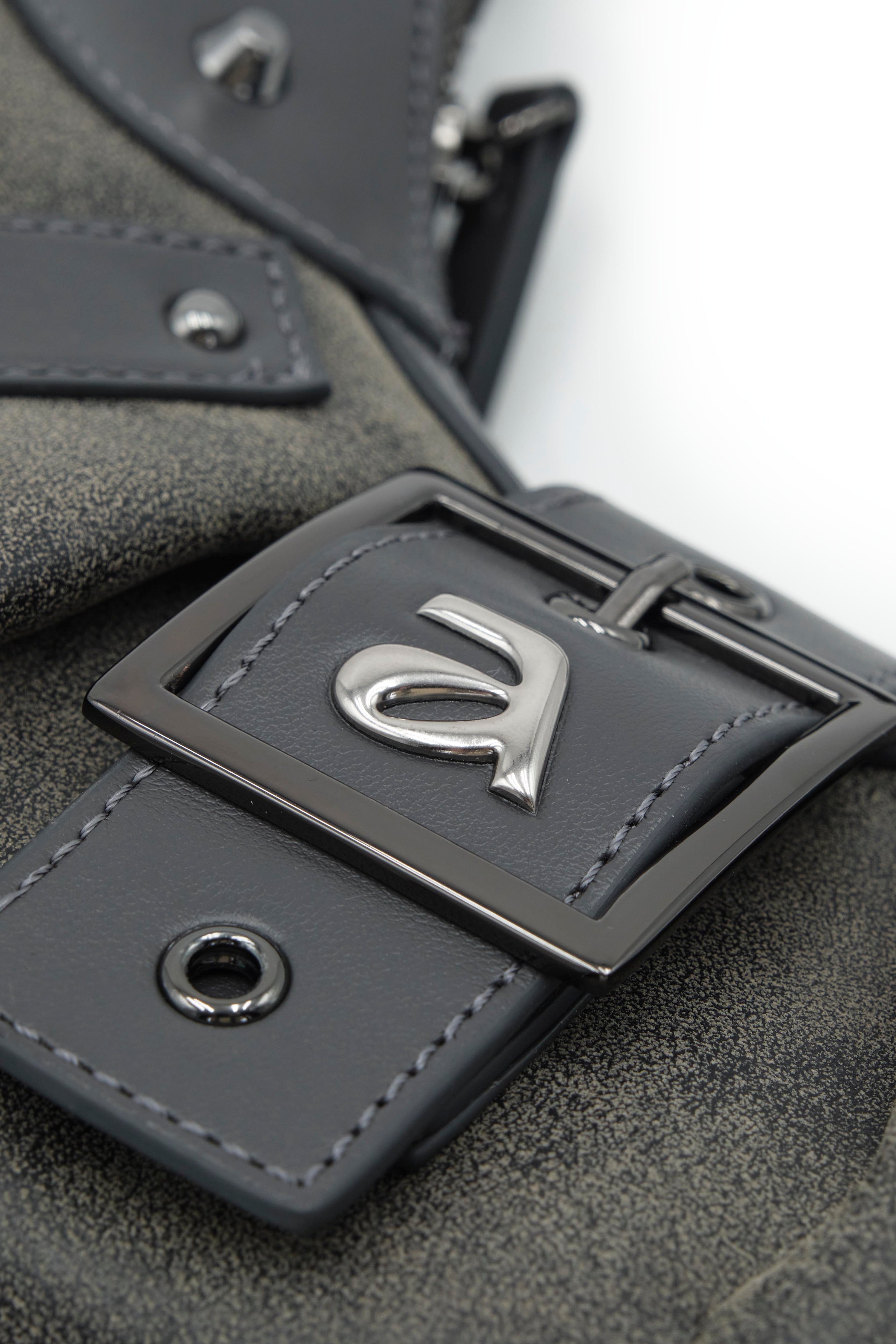 Ange Charcoal Black