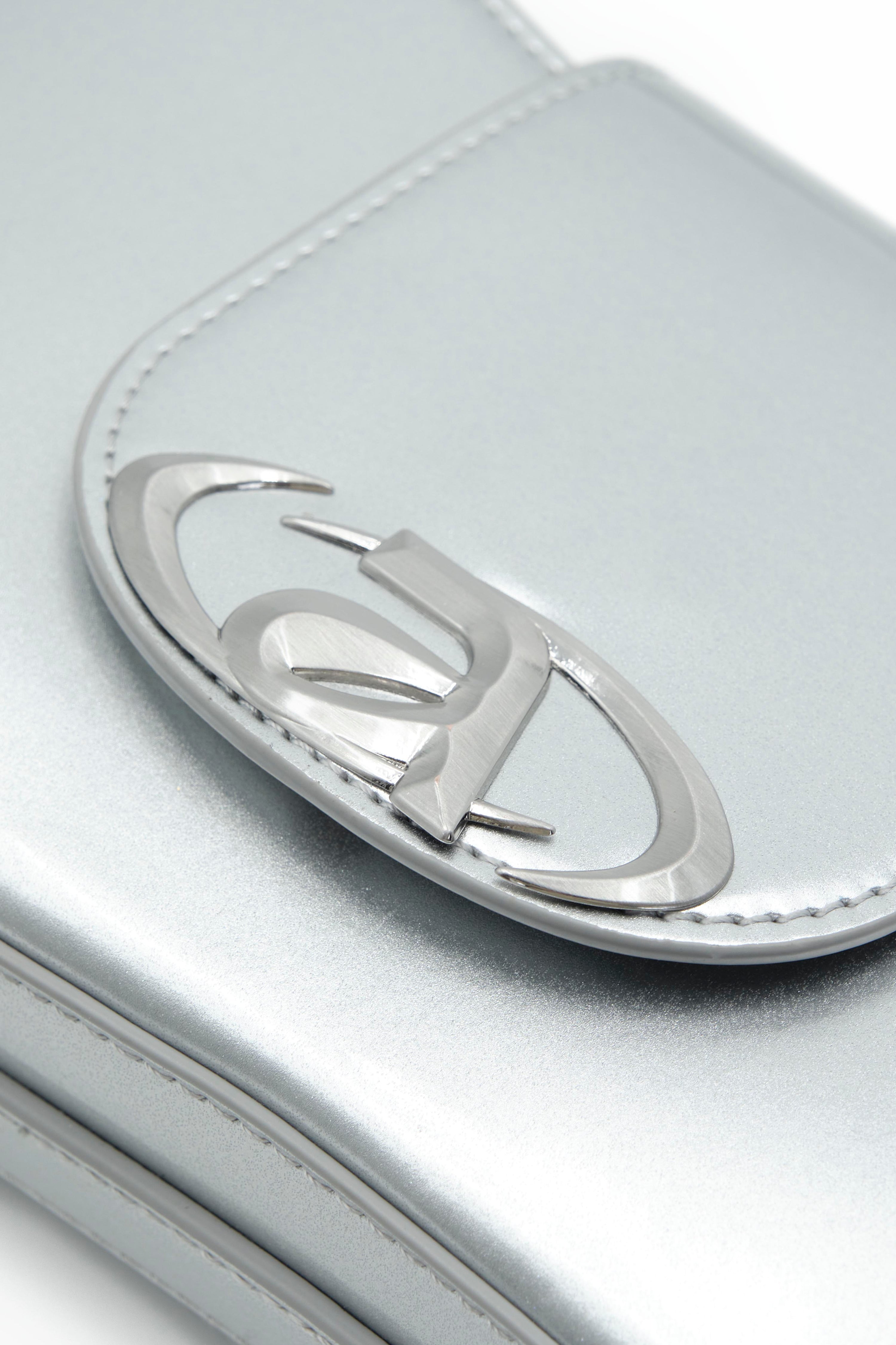Aisha Liquid Metal